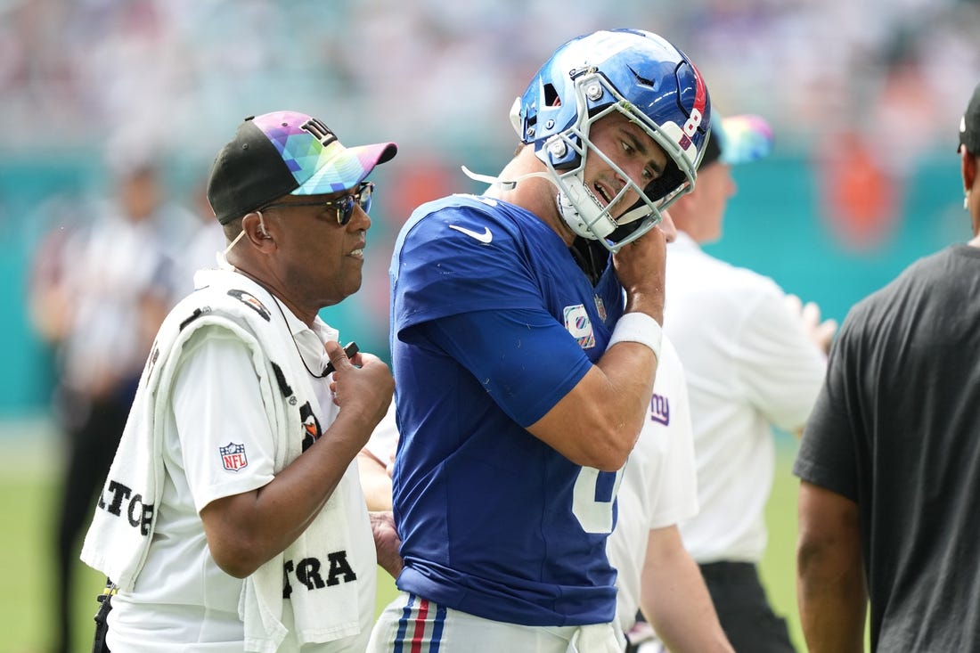 Giants QB Daniel Jones (neck) still not cleared for contact, Sports