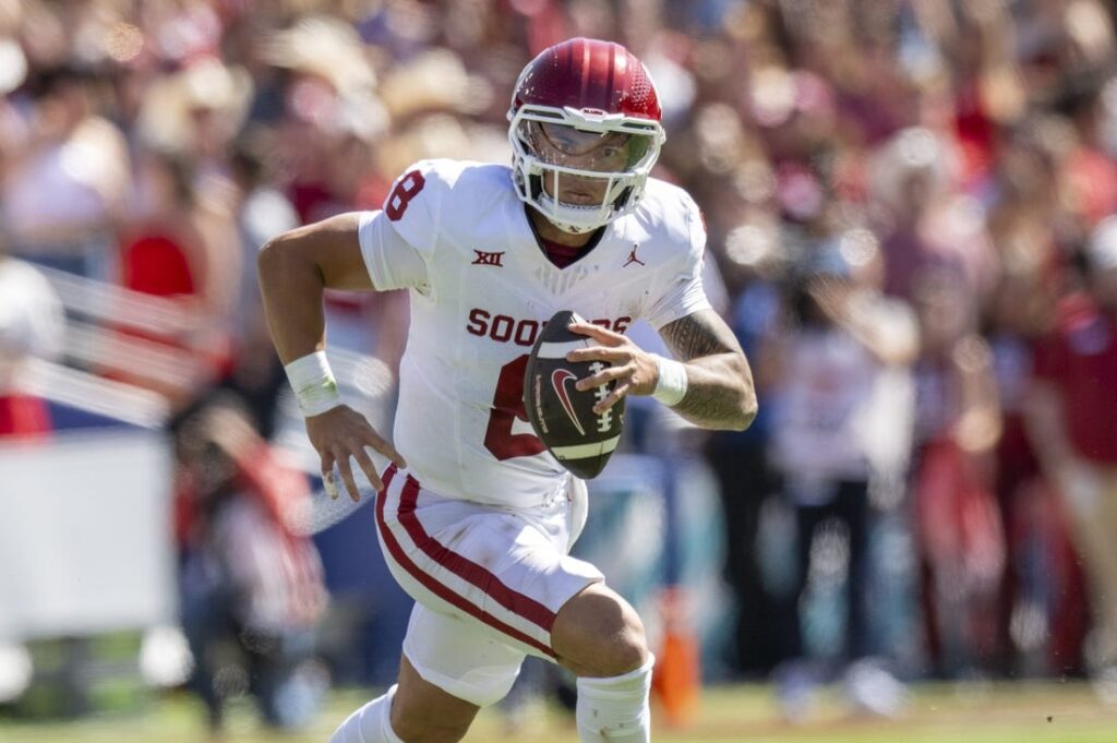 No. 6 Oklahoma's Dillon Gabriel Reunites For UCF Game - Field Level ...