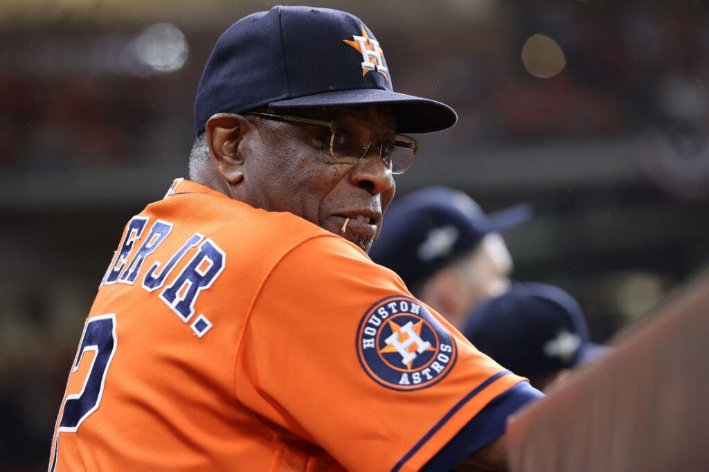 Dusty Baker, Giants manager from 1993-2002, returns to team