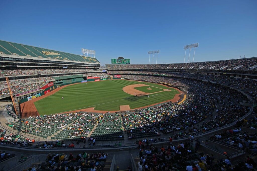 Oakland B's Join Pioneer League As A's Set To Leave Town - Field Level ...