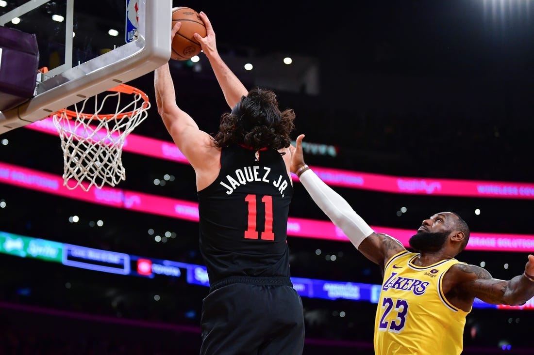 Heat Hand Slumping Lakers Third Straight Loss - Field Level Media ...