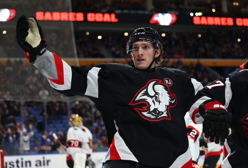 Tage Thompson