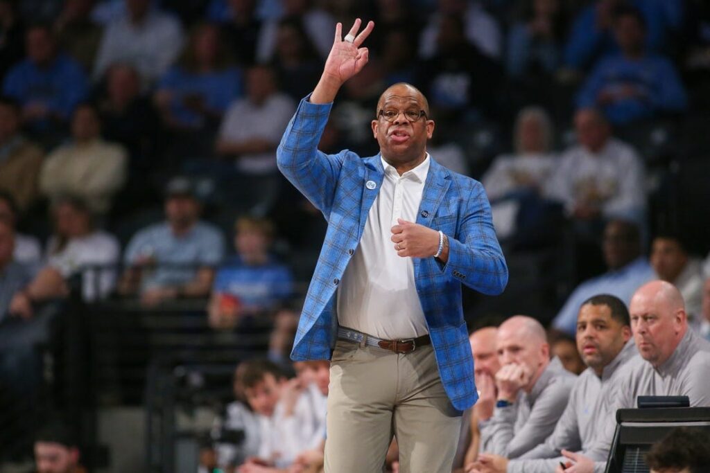Hubert Davis