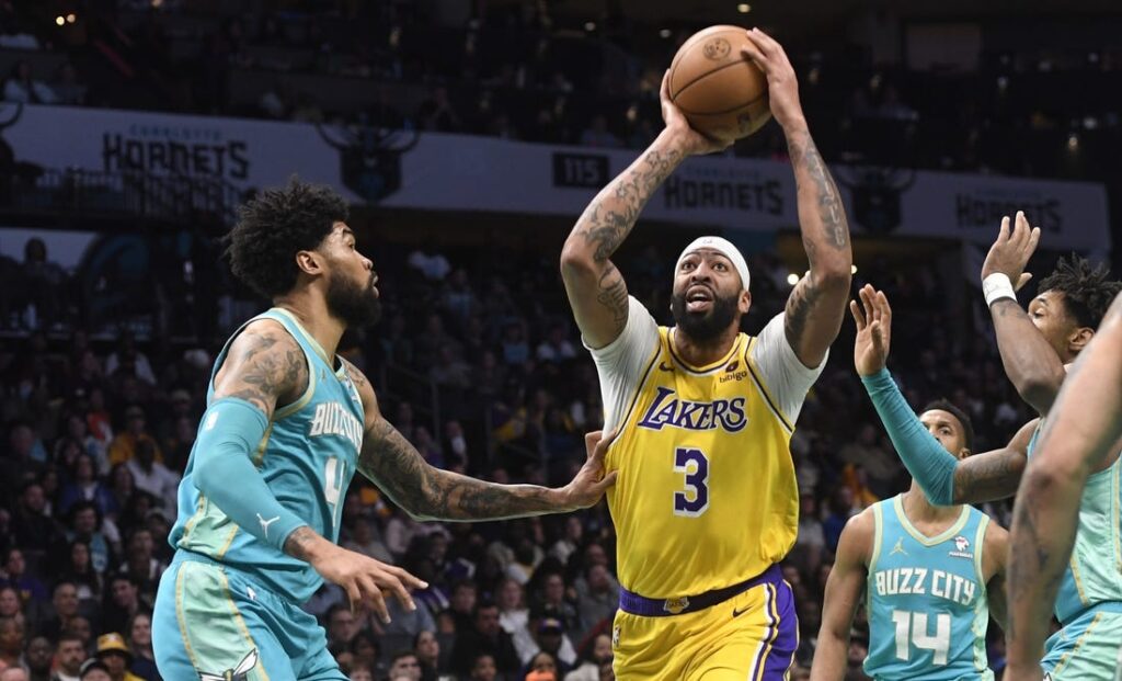 lakers