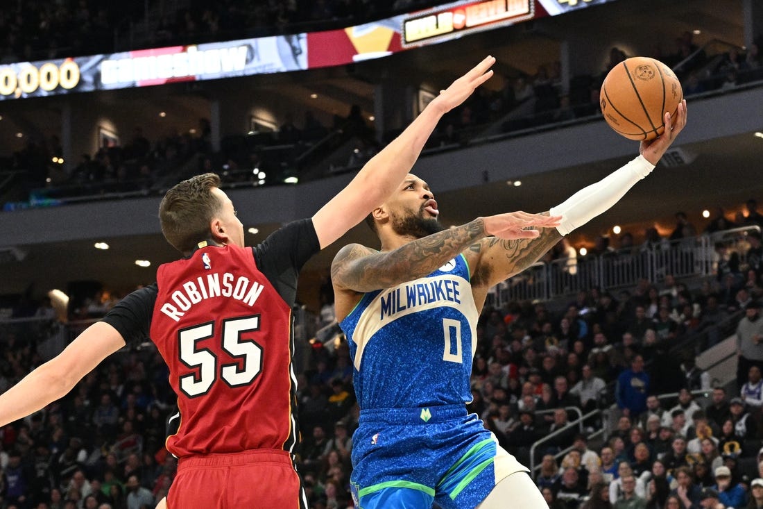 Nikola Jovic leads undermanned Heat past Bucks - Field Level Media - Professional sports content solutions | FLM