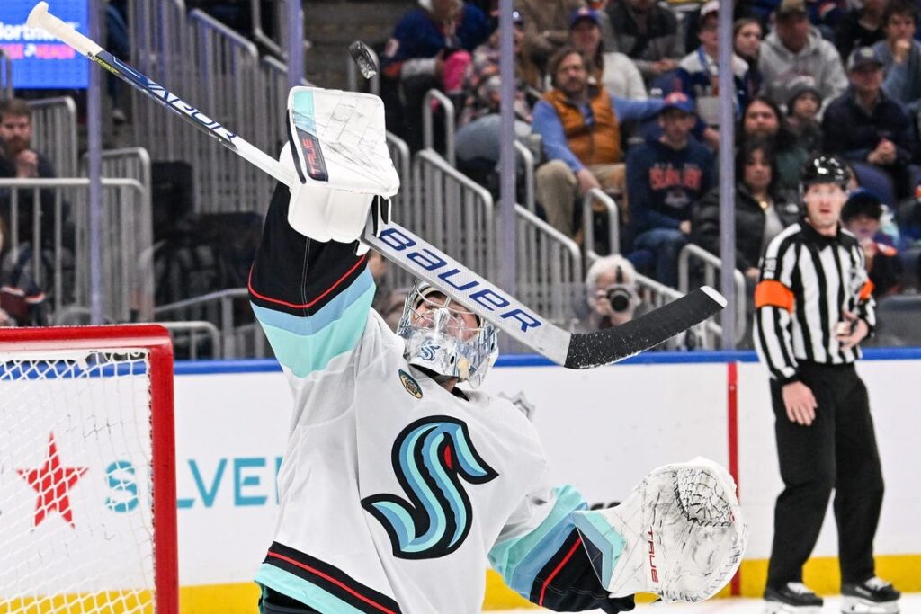 Philipp Grubauer