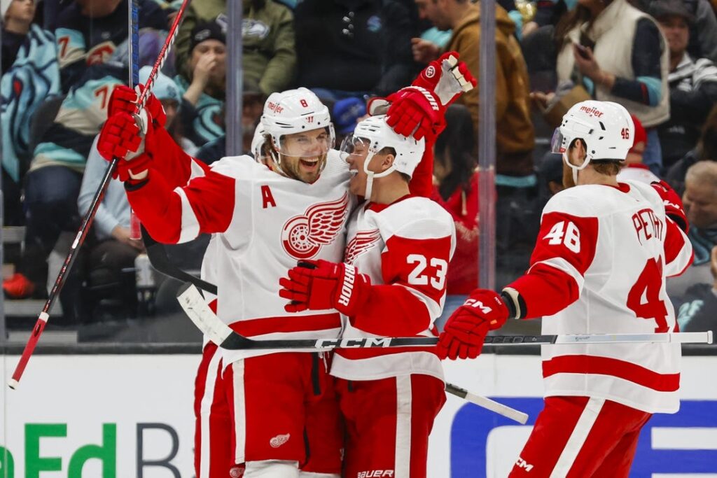 red wings