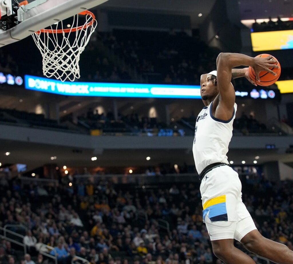 marquette golden eagles
