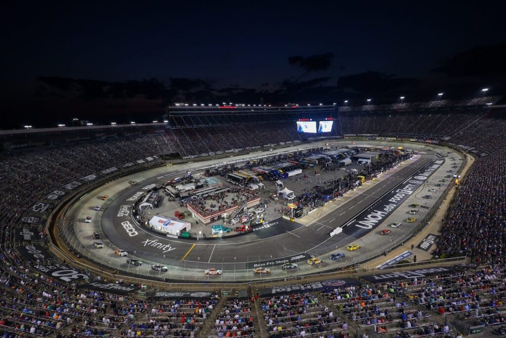 bristol motor speedway, view