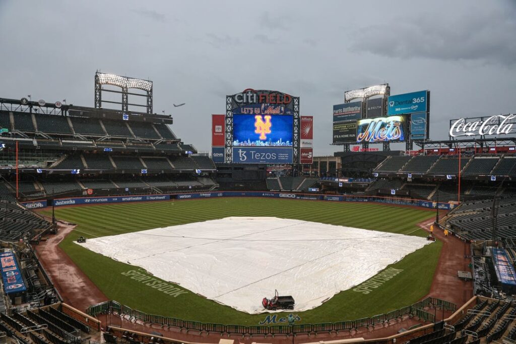 Mets Citi Field tarp