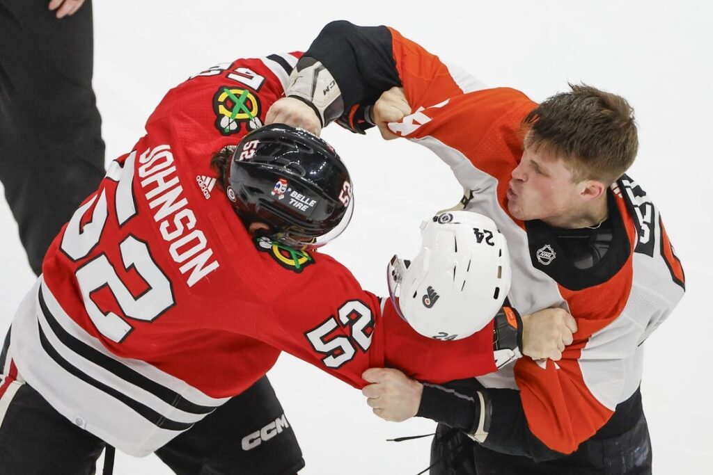 Blackhawks, Flyers