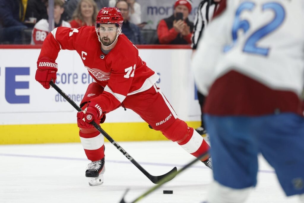 dylan larkin