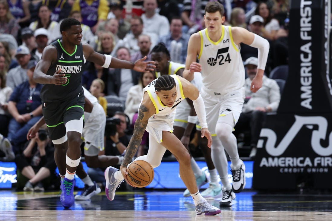 Mike Conley scores 25 in return to Utah as Wolves top Jazz Field