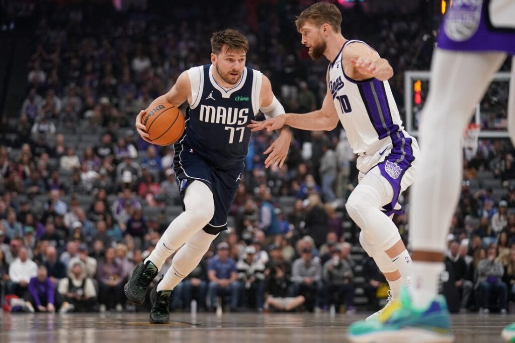 Kings, Mavericks