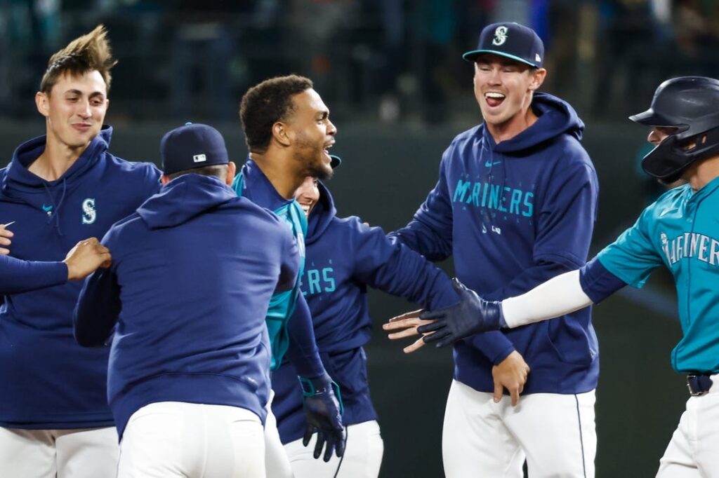 Mariners, Red Sox
