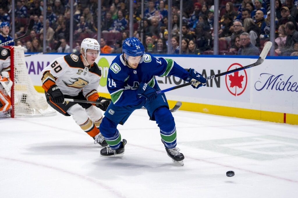 canucks