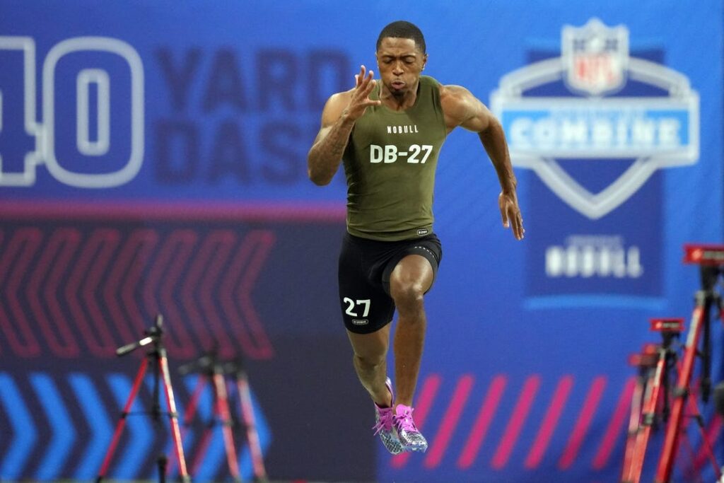 Quinyon Mitchell