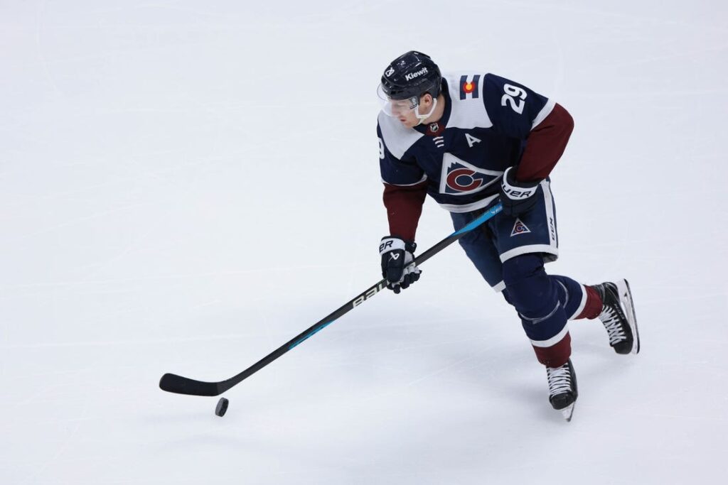Nathan MacKinnon