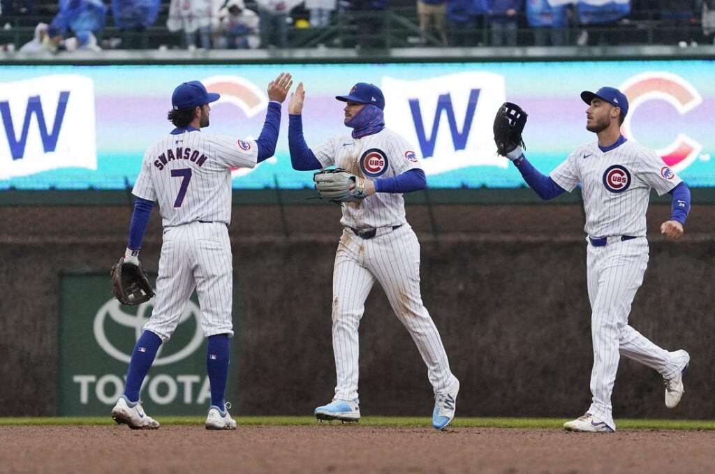 chicago cubs celebrate