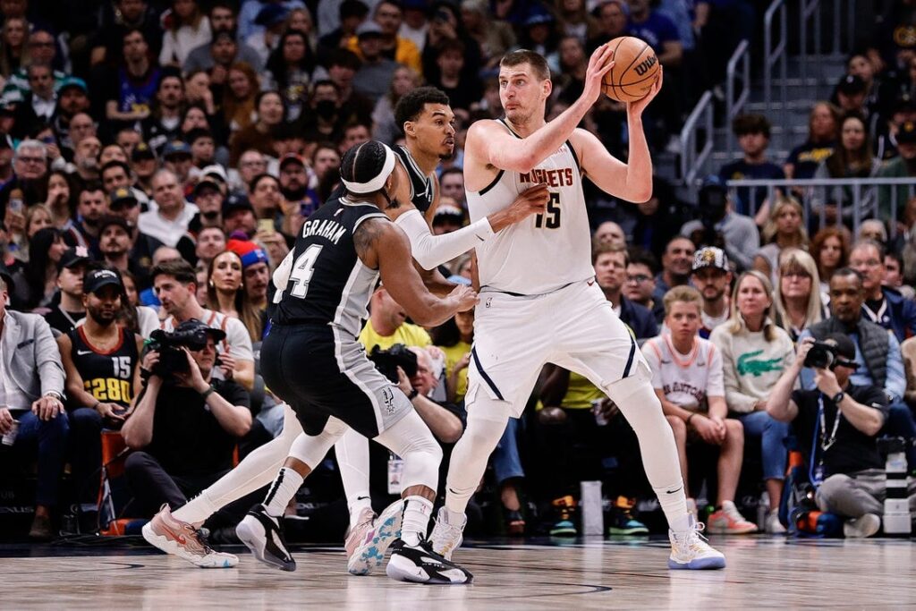 Spurs Nuggets