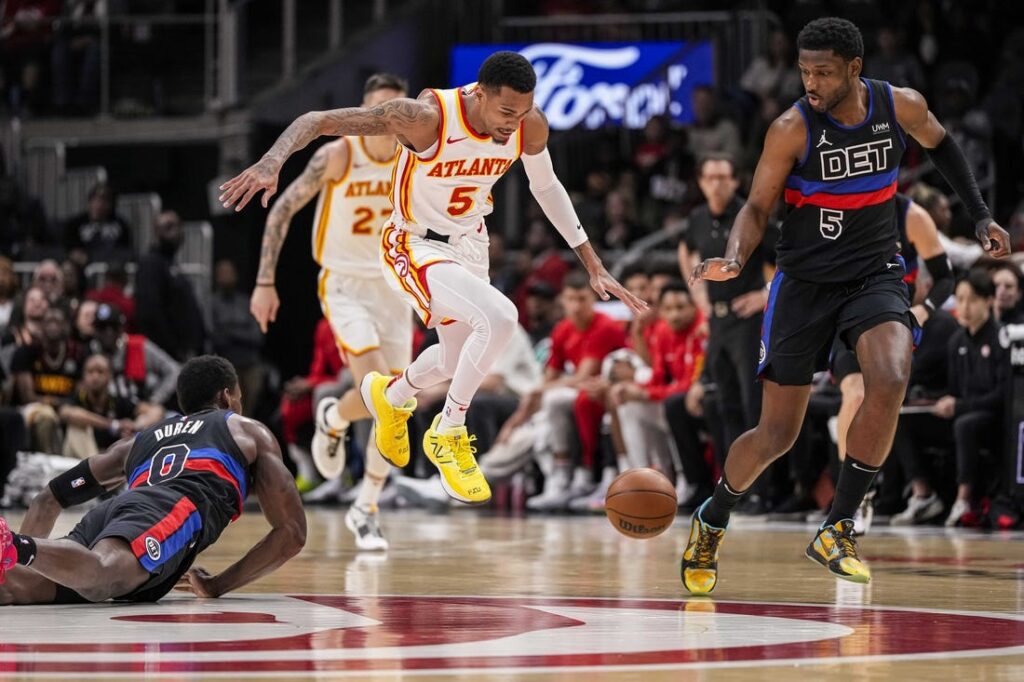 hawks, pistons