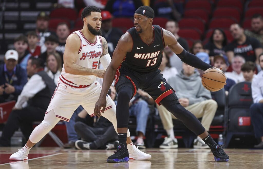Heat, Rockets
