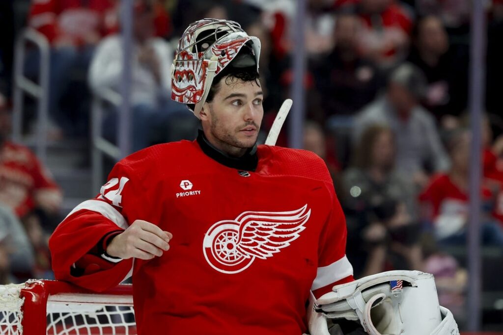 red wings alex lyon