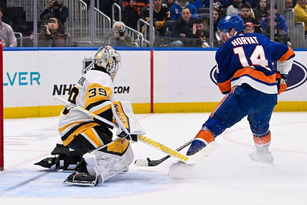 Islanders, Penguins
