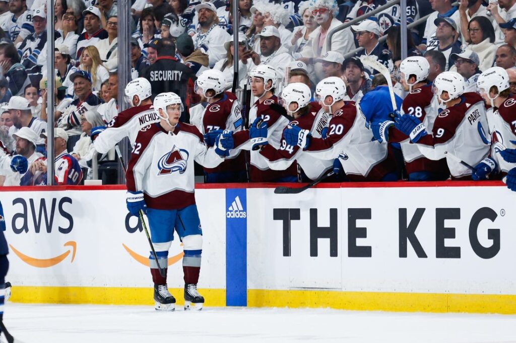 Avalanche, Jets