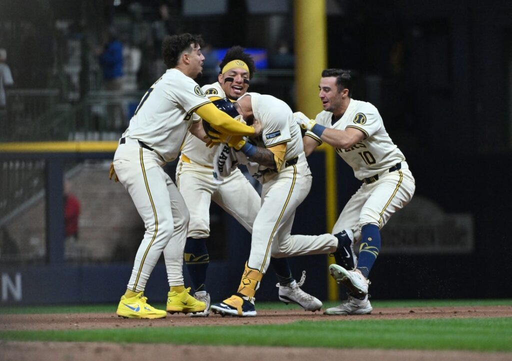Milwaukee Brewers