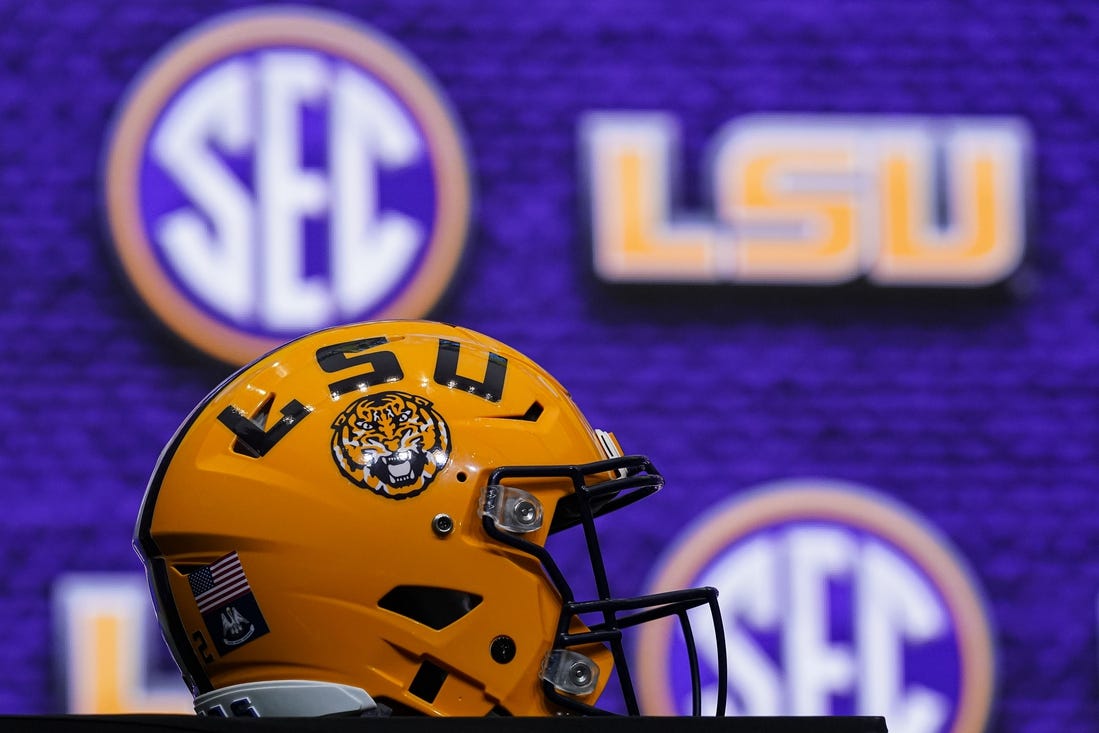 No. 1 WR Dakorien Moore decommits from LSU - Field Level Media ...