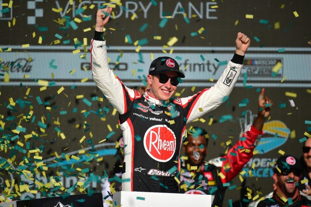 NASCAR phoenix raceway