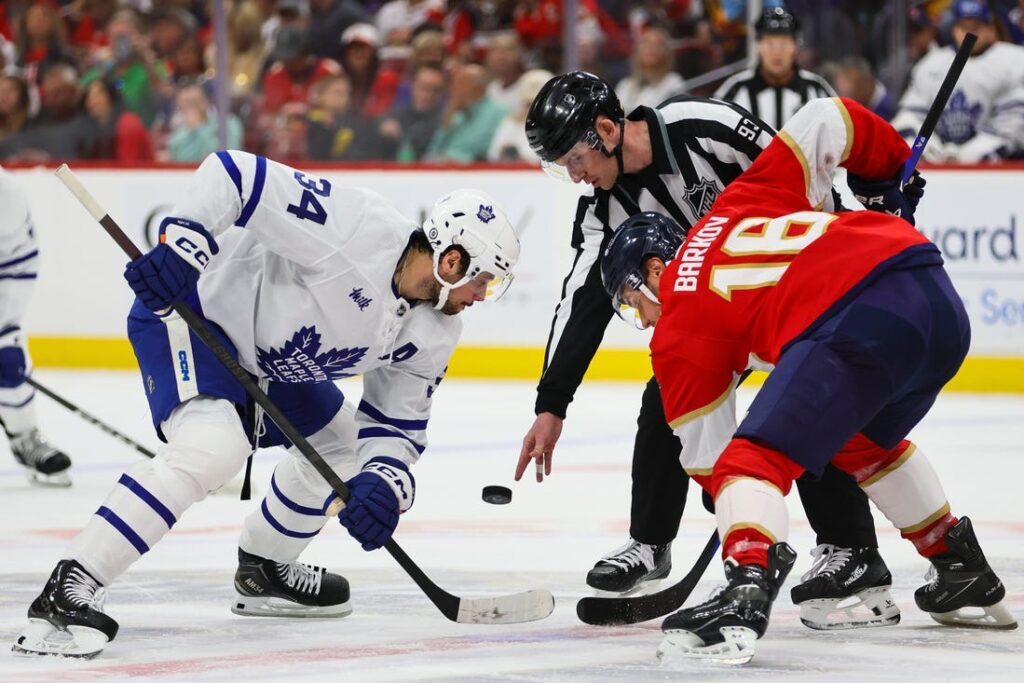 barkov auston matthews