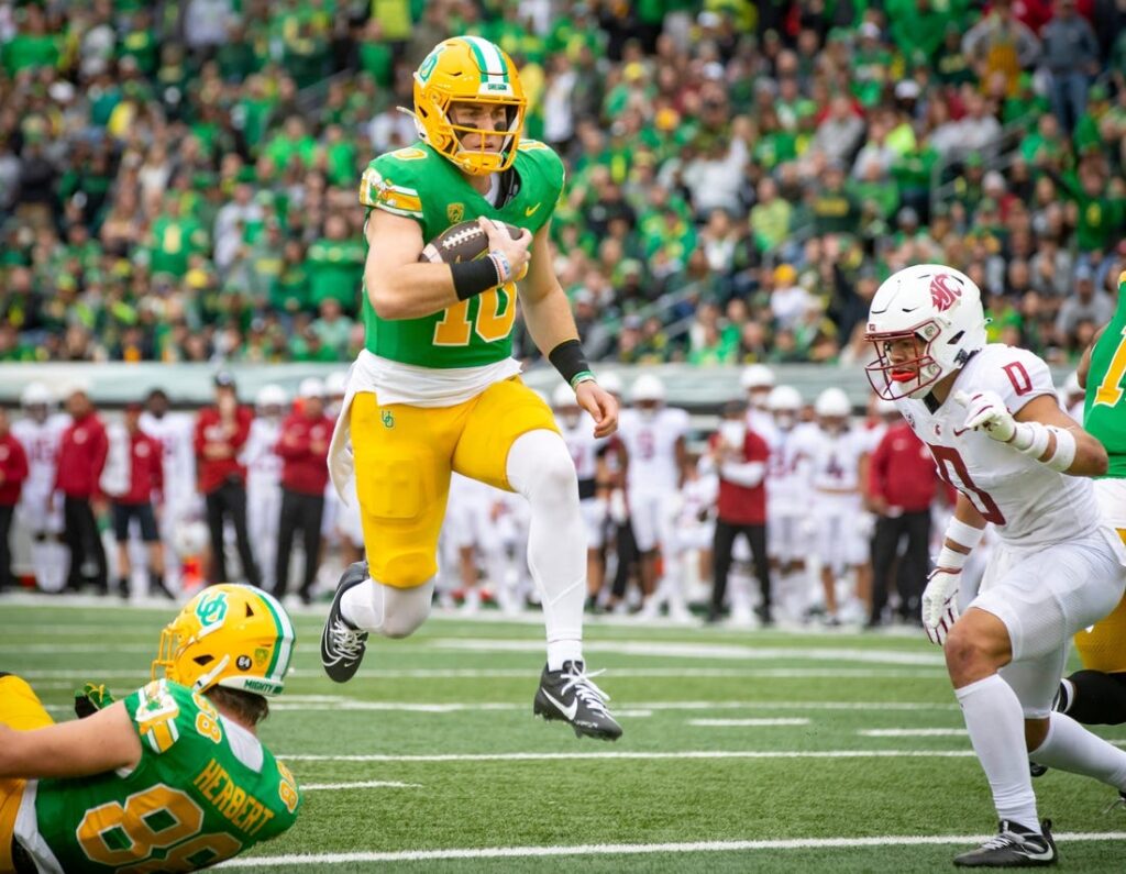 Broncos first-round QB Bo Nix signs rookie contract - Field Level Media ...