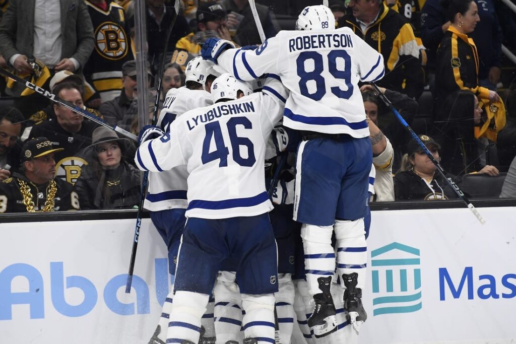 bruins, maple leafs