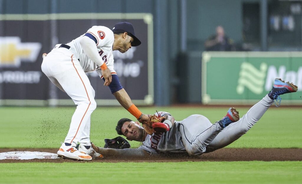 Guardians, Astros