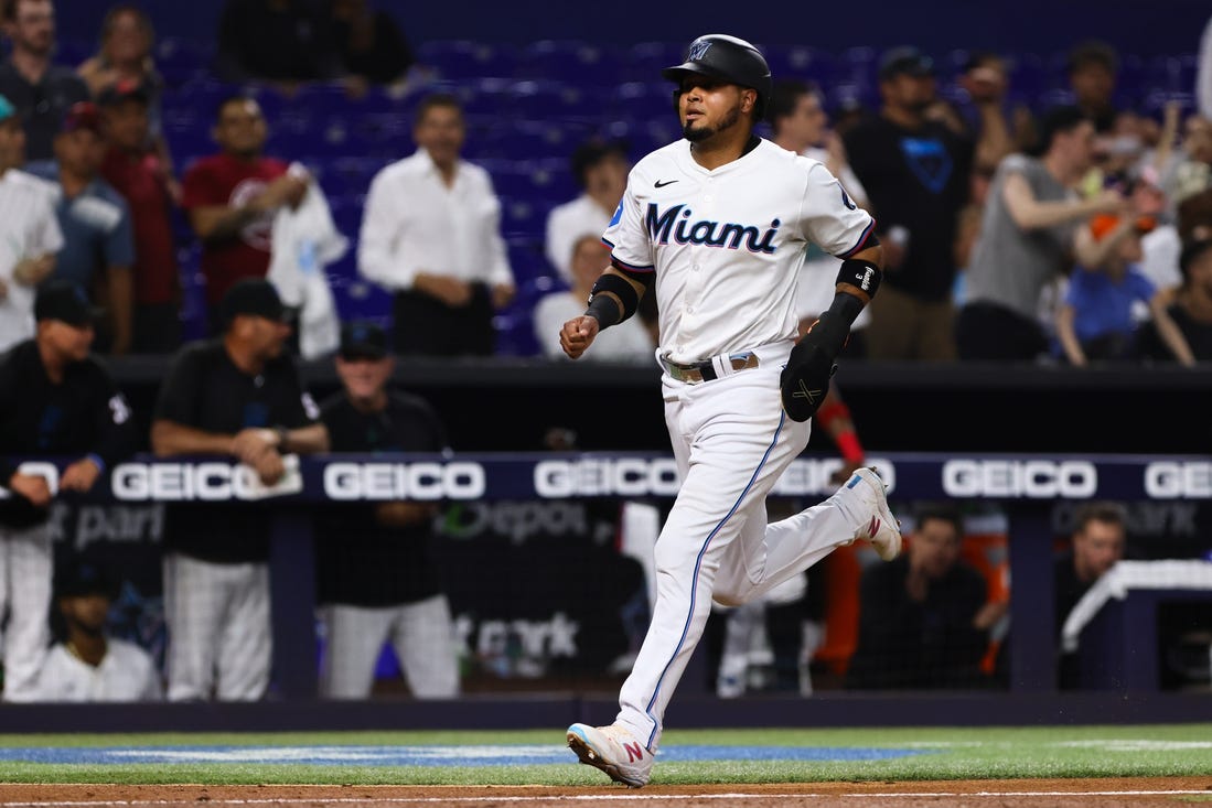 Padres Acquire Batting Champ Luis Arraez From Marlins - Field Level ...