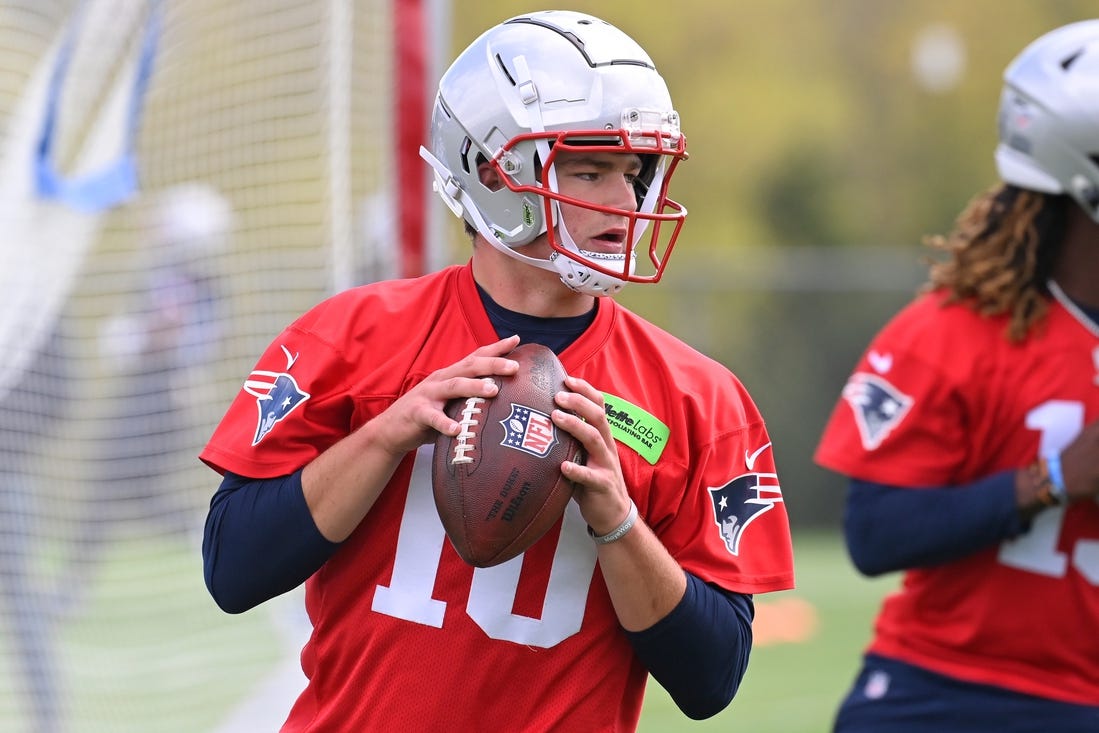 Pats Coach Jerod Mayo Says QB Drake Maye Will 'put The Work In' - Field ...