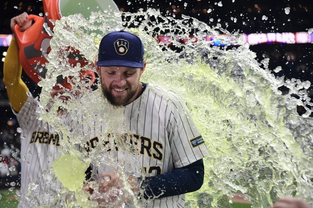 Milwaukee Brewers