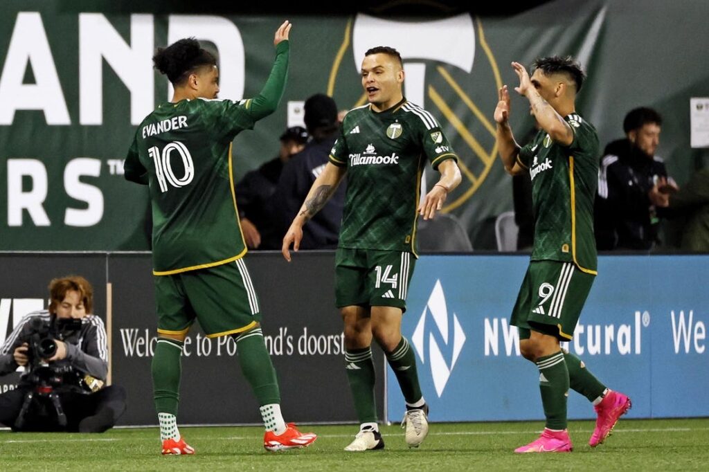 Evander Rodriguez timbers