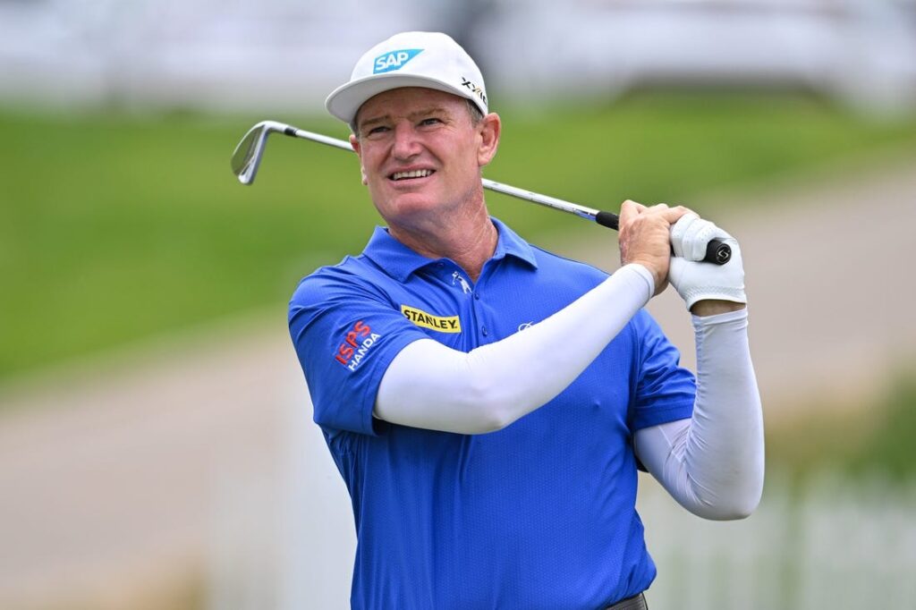 Ernie Els beats Steve Stricker in playoff to win in Madison - Field ...