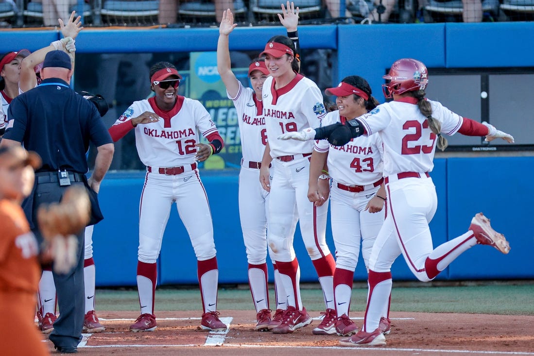 Oklahoma Outslugs Texas, Nears 4th Straight WCWS Title - Field Level ...