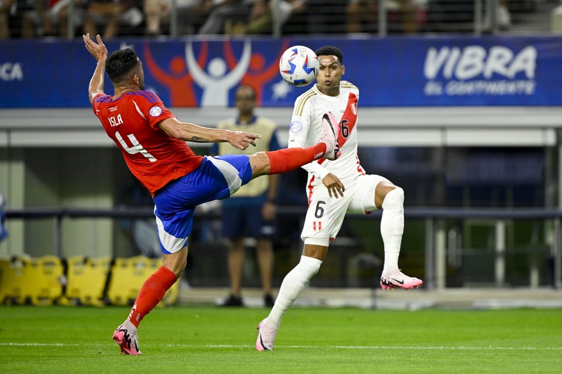 Peru, Chile play to scoreless draw in Copa America opener Field Level