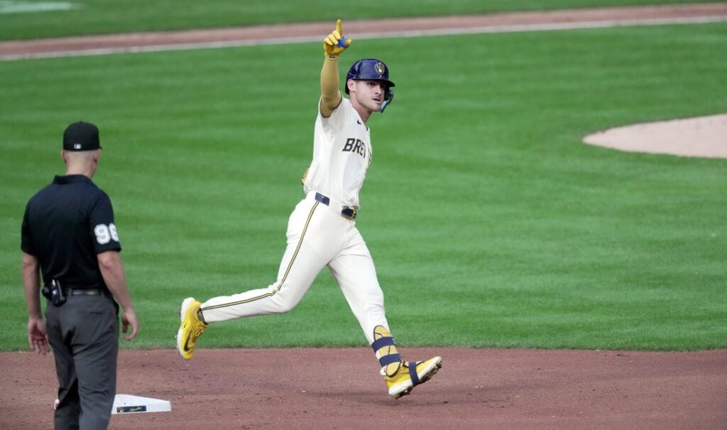 Brewers, Rangers