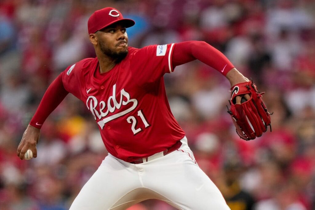 reds hunter greene