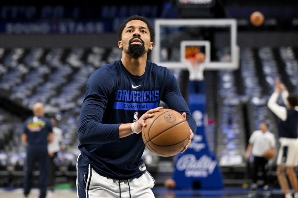 spencer dinwiddie mavericks