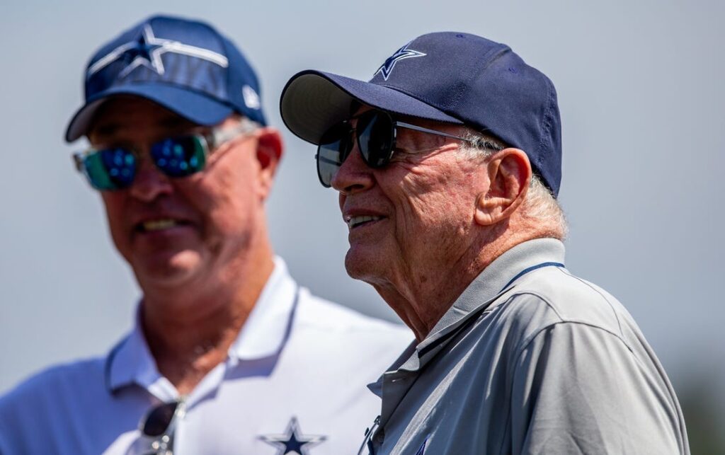 stephen jones cowboys