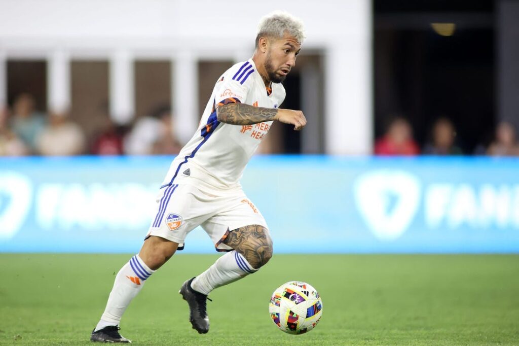 Luciano Acosta