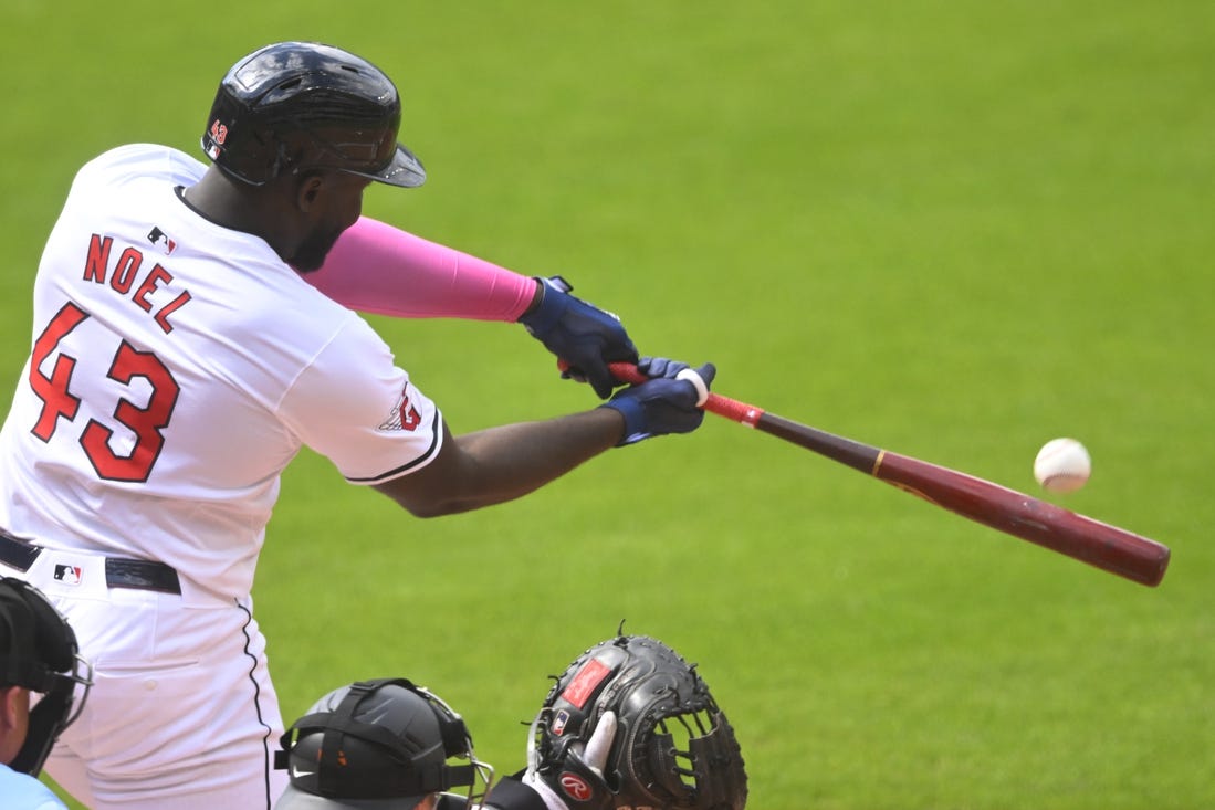 Steven Kwan, Jhonkensy Noel lift Guardians past Giants Field Level