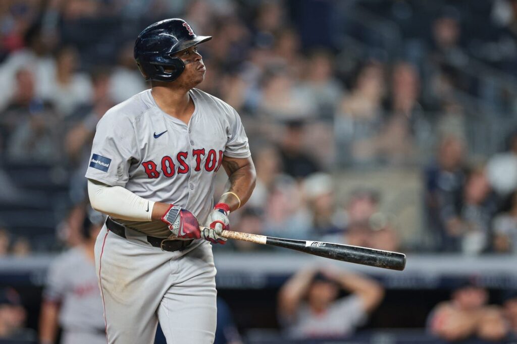 Red Sox 3B Rafael Devers (shoulder) out for AL All-Stars - Field Level ...